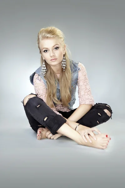 Nice blonde lady posing in studio — Stock Photo, Image