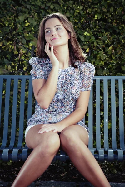 Nice lady posing outdoor — Stock Photo, Image