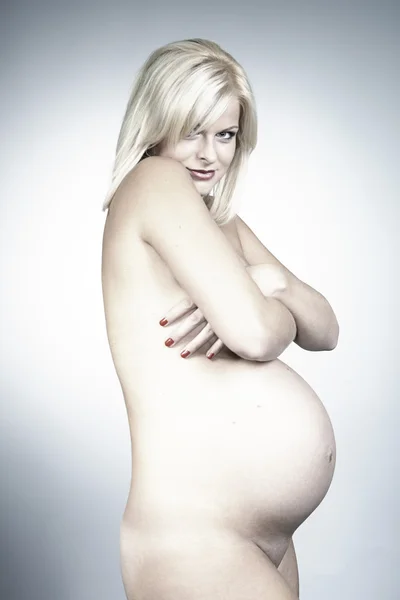 Nude pregnant girl — Stock Photo, Image