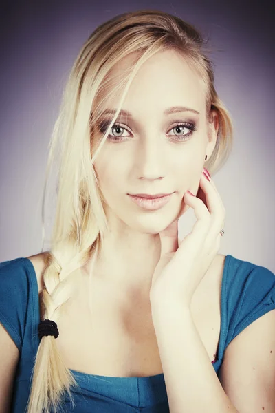 Petite blonde girl posing in studio — Stock Photo, Image