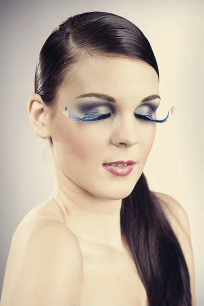 Beauty with closed eyes — Stock Photo, Image