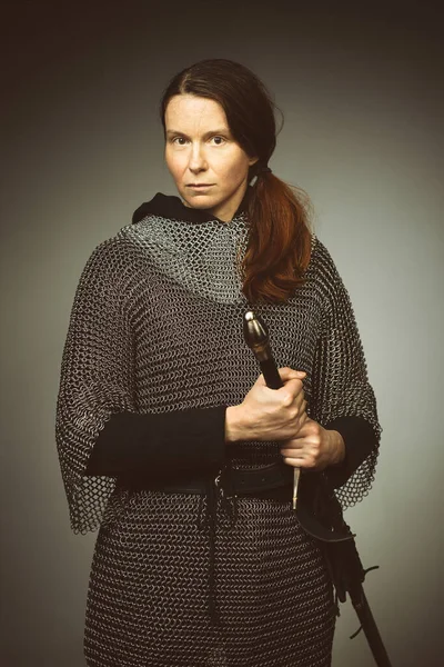 Medieval Infantry Armed Woman Dressed Chain Armor — Stock Photo, Image
