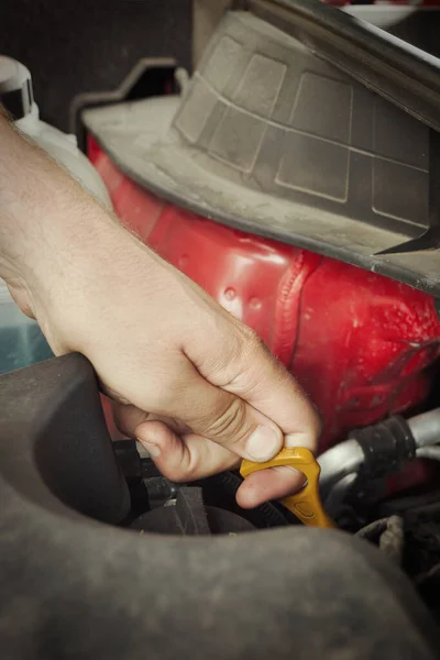 Car Driver Take Care His Car Longer Trip Checking Oil — Stock Photo, Image