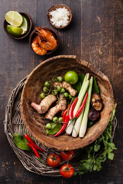 Ingredients for spicy Thai soup — Stock Image Ingredients for spicy Thai soup Stock Photo