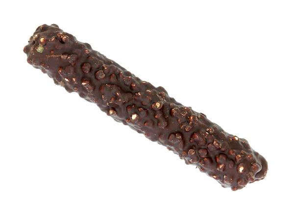 Čokoládová Tyčinka Pokryté Dorty Drcenými Ořechy Izolované Bílém Pozadí Výstřižek — Stock fotografie