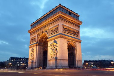 Zafer Takı, Paris