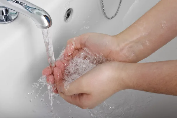 Girl washing hands — Stock Photo, Image