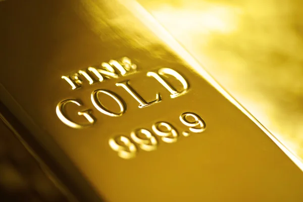 Gold ingot — Stock Photo, Image