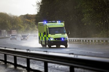 Ambulans!