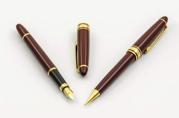 Фонтанная ручка и карандаш 07 — стоковое фото