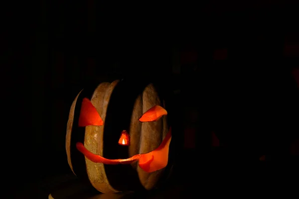 Gruselig Gruselig Geschnitzter Kürbis Leuchtet Der Halloween Nacht Traditionelles Halloween — Stockfoto