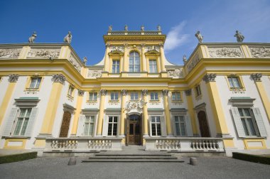 Sarayda wilanow, Polonya