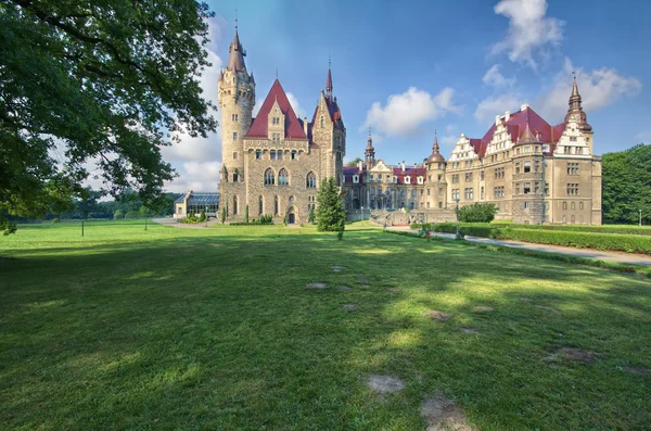 Kasteel in moszna — Stockfoto