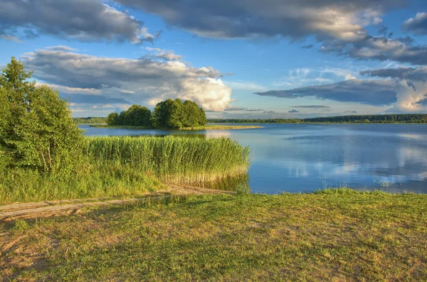 Vista lago — Fotografia de Stock