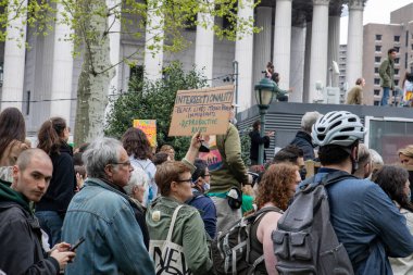 Foley Meydanı, New York, ABD 05-03-2022 Protestocuları 'nda üzerinde 