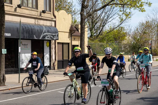 Vélo Participant Tournée Five Boro Bike Staten Island New York Images De Stock Libres De Droits