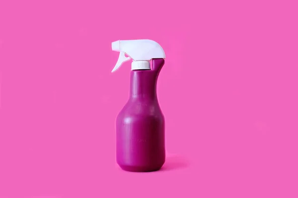 Cleaner product, spray on a bright pink background — Stockfoto