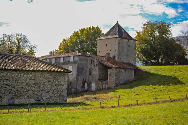 Loures Barousse Frankrike November 2021 Vackert Höstlandskap Fransk Landsbygd Gård — Stockfoto