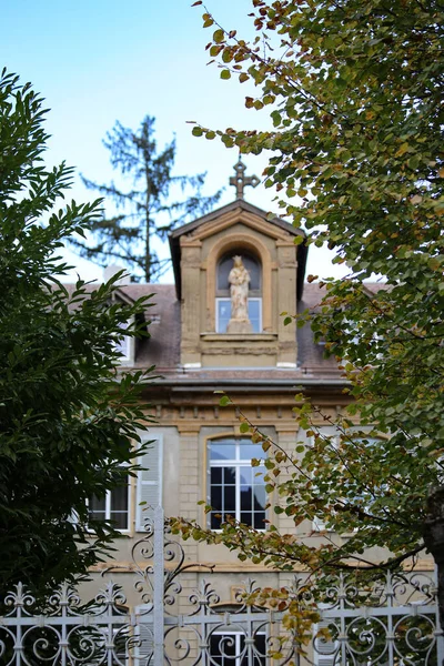 Luchon Francia Noviembre 2021 Vista Otoño Del Casco Antiguo Luchón — Foto de Stock