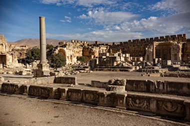BAALBEK, LEBANON - Ekim 2018: Baalbek Roma kalıntıları, antik Roma kenti Baalbek, Lübnan