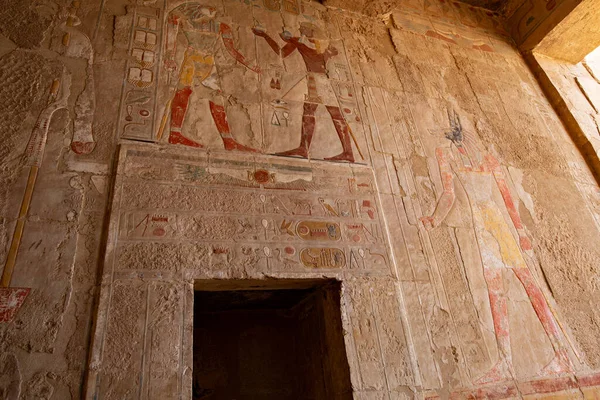 Luxor Egypt Ιανουάριος 2022 Νεκροταφείο Ναός Της Hatshepsut Εσωτερικές Λεπτομέρειες — Φωτογραφία Αρχείου