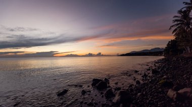 Tulamben, Doğu Bali, Endonezya 'da şaşırtıcı gün doğumu