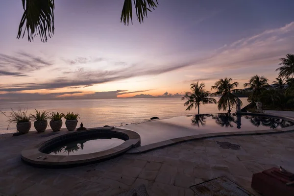 Amazing Sunrise Tulamben Swimming Pool Eastern Bali Indonesia — Zdjęcie stockowe