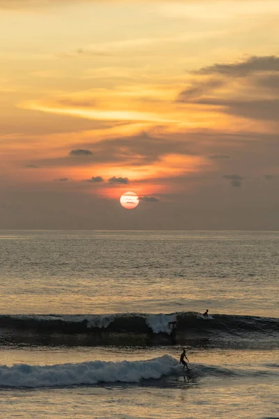 Закат Бали Пляж Улувату Индонезия — стоковое фото