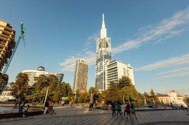 BATUMI, GEORGIA - Mayıs 2022: Batum Teknoloji Üniversitesi Kulesi, Gürcistan