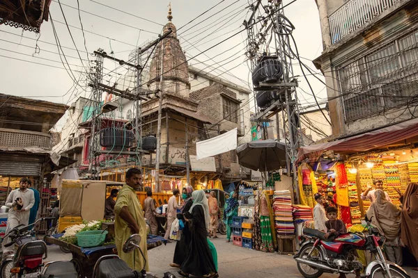 Rawalpindi Pakistán Septiembre 2021 Ocupada Calle Mercado Raja Bazaar Rawalpindi — Foto de Stock