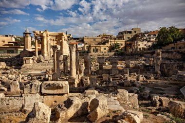 BAALBEK, LEBANON - Ekim 2018: Baalbek Roma kalıntıları, antik Roma kenti Baalbek, Lübnan