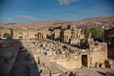 Dağların ardındaki antik harabe şehir 