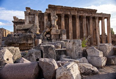BAALBEK, LEBANON - October 2018: Pillars of the Temple of Jupiter in the ancient city of Baalbek, Lebanon clipart