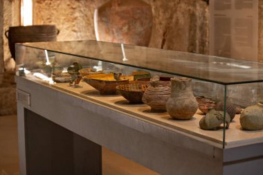 Baakbel Müzesi, Roma İmparatorluğu, Lübnan 'daki antik sanat eserlerinin tarihi sergileri.