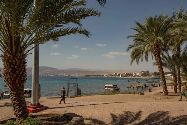 Ürdün 'ün Akabe kentinde Kızıldeniz kıyısı