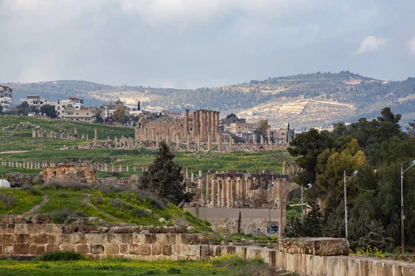 JERASH, JORDAN - Mart 2019: Ürdün 'deki Jerash kasabasında Roma harabeleri