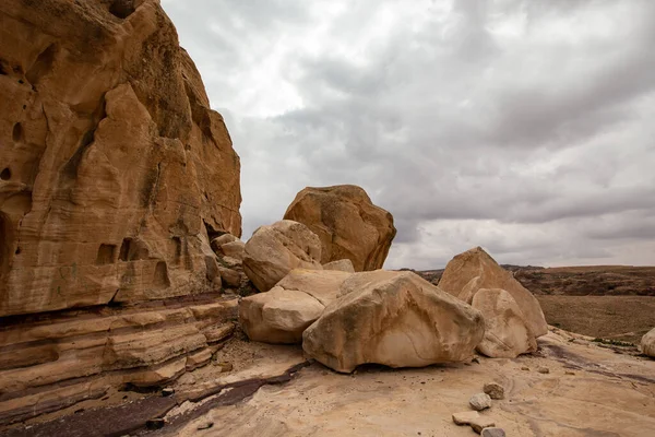 Deserted Rocky Area Dramatic Sky Daytime — Stockfoto