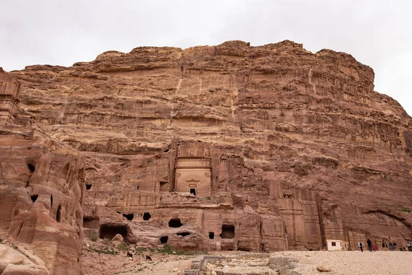 Διάσημο Πέτρα Jordan Αρχαίος Ναός Της Πόλης Του Μεγάλου Φαραγγιού — Φωτογραφία Αρχείου