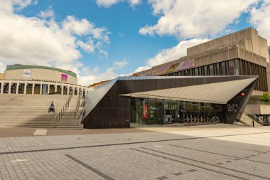 Place des Arts, Montreal, Quebec, Kanada 'daki büyük sahne sanatları merkezi.