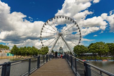La Grande Roue de Montral - Montreal, Kanada 'nın eski limanında dönme dolap