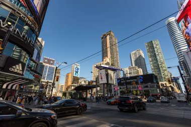 Toronto 'da sokak manzarası şehir merkezi, Ontario, Kanada