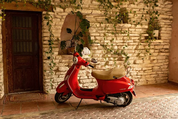 Red Vintage Scooter Street Playa Del Carmen Mexico — Stock Photo, Image