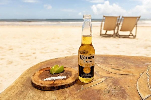 Meksika, Tulum sahilinde limon ve tuzlu Corona birası.