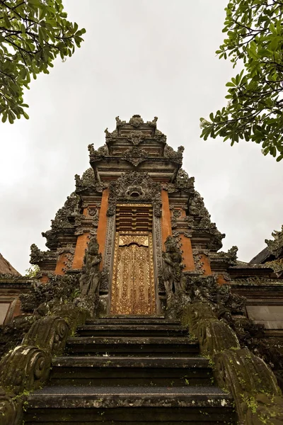 Vista Entrada Templo Saraswati Ubud Bali Indonesia — Foto de Stock