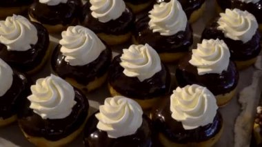 Hanuka bayramı için güzel çikolatalı çörekler.