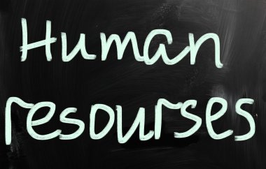 Kelime 'İnsan kaynakları' bir bla Beyaz tebeşir ile el yazısı