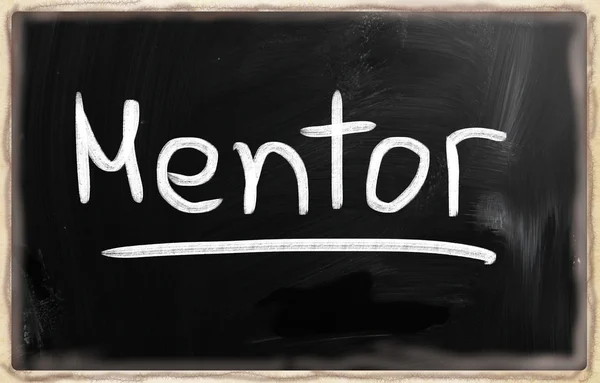 "Mentor "handskriven med vit krita på en svart tavla — Stockfoto