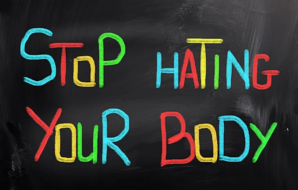 Хватит ненавидеть свое тело — стоковое фото