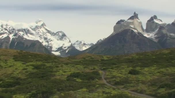 Bergen i Patagonien — Stockvideo