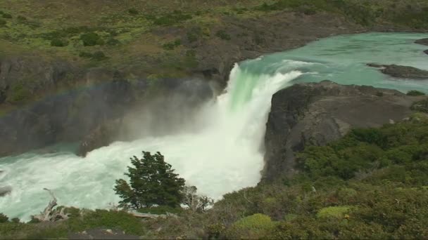 Vattenfall i Patagonien — Stockvideo